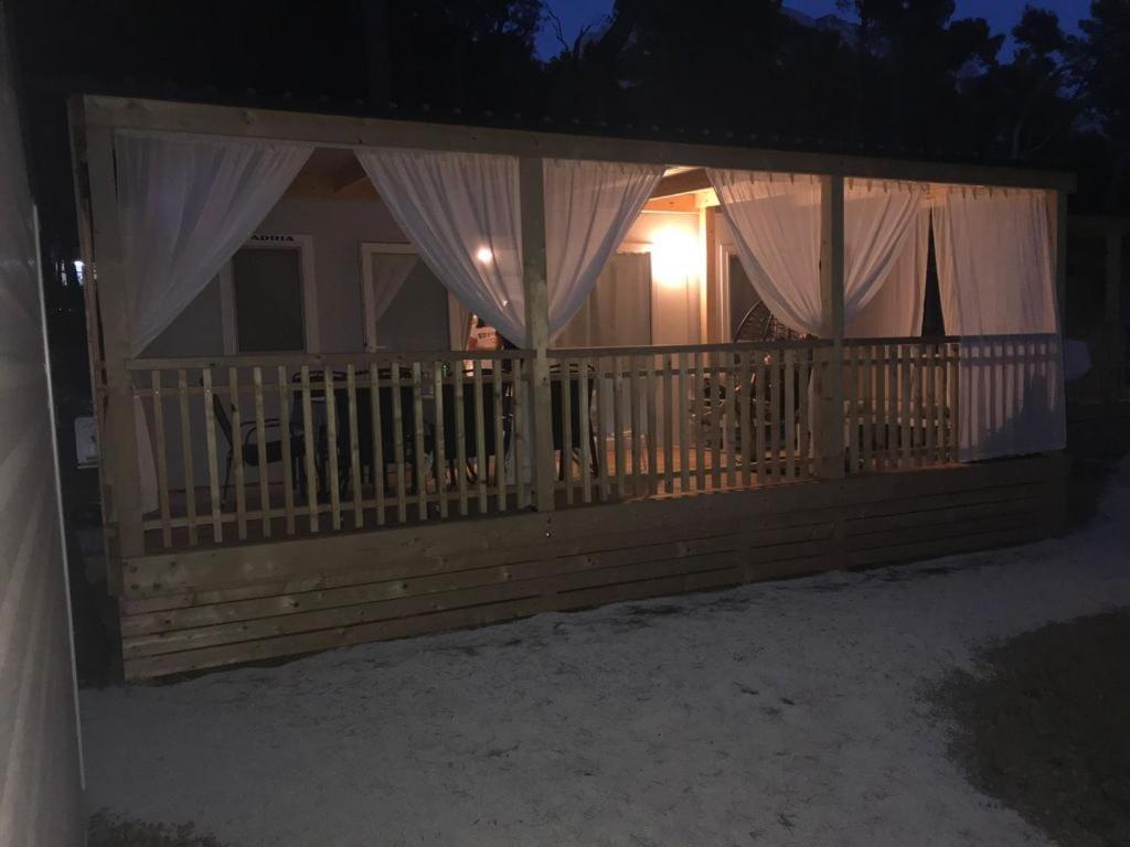 Oaza Mira Mobile Houses - Camp Basko Polje #Bestoffer 바스카보다 외부 사진
